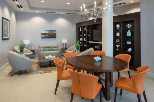 DoubleTree by Hilton Miami Doral - image 27