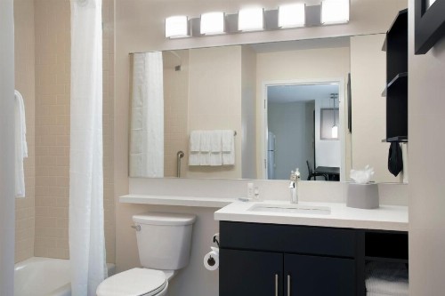 Candlewood Suites - Miami Exec Airport - Kendall an IHG Hotel - image 2