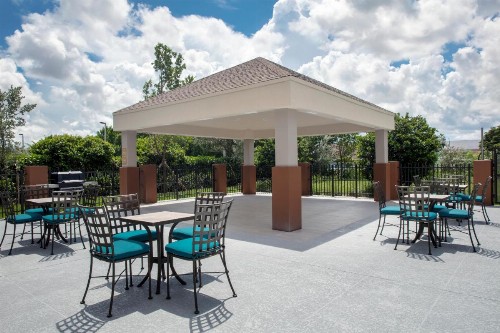 Candlewood Suites - Miami Exec Airport - Kendall an IHG Hotel - image 5
