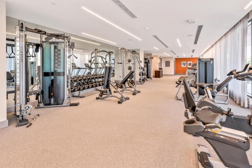 Luxury Apartment in Downtown Doral - image 10