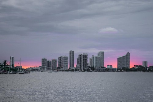 Iconic Views - image 10