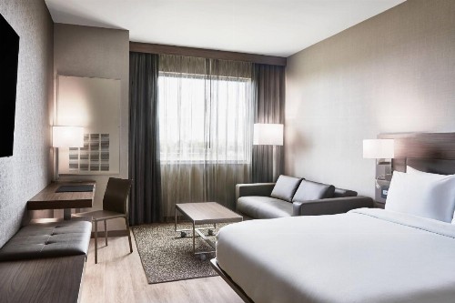 AC Hotel by Marriott Miami Airport West/Doral - image 23
