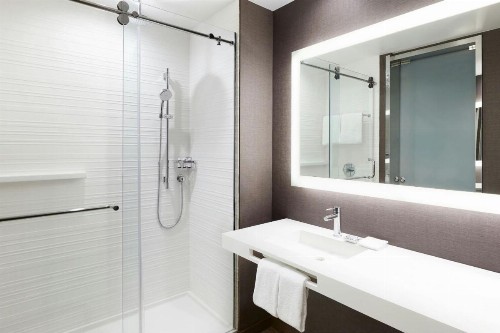AC Hotel by Marriott Miami Airport West/Doral - image 30