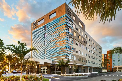 AC Hotel by Marriott Miami Airport West/Doral - image 6