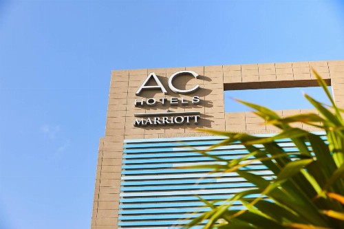 AC Hotel by Marriott Miami Airport West/Doral - image 9