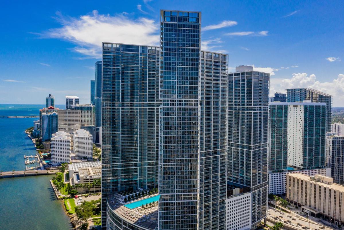 MIAMI ICON TOWER DESIGN Luxury Apartments - main image
