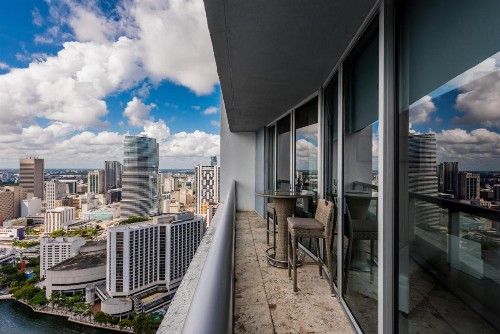 MIAMI ICON TOWER DESIGN Luxury Apartments - image 3