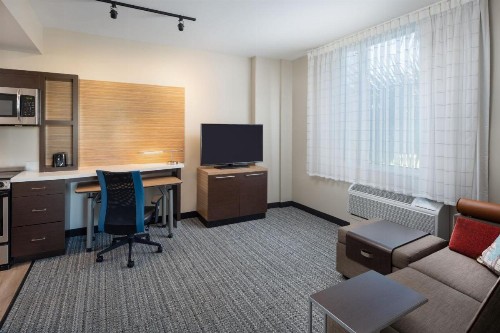 TownePlace Suites Miami Kendall West - image 15