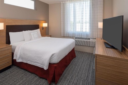 TownePlace Suites Miami Kendall West - image 19