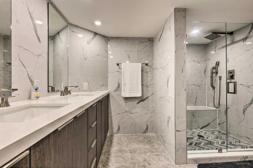 Waterfront High-Rise Condo - Miami Beach 5 Mi - image 11