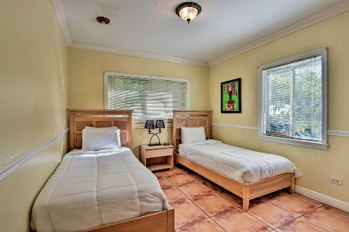 Quaint Central Miami Bungalow 10 Mi to Mid-Beach! - image 10