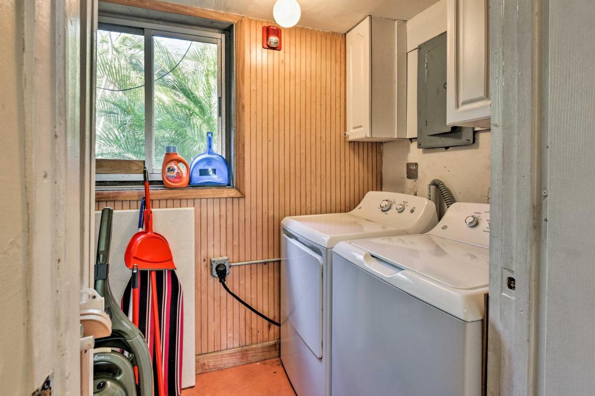 Quaint Central Miami Bungalow 10 Mi to Mid-Beach! - image 6