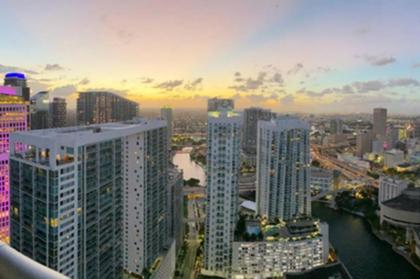 LUXURY 5 Stars ICON-BRICKELL CONDO SPA GYM & POOL @27th - image 13