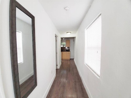 Private 2BR Apartment nr Wynwood Midtown and the Design District - image 5