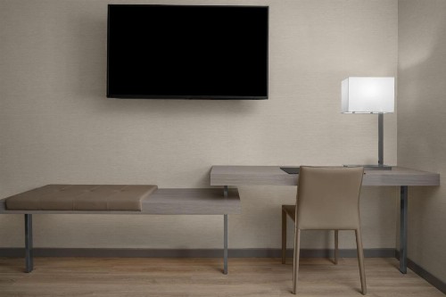 AC Hotel By Marriott Miami Dadeland - image 28