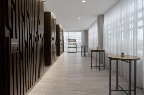 AC Hotel By Marriott Miami Dadeland - image 3