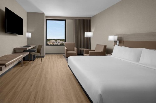 AC Hotel By Marriott Miami Dadeland - image 35