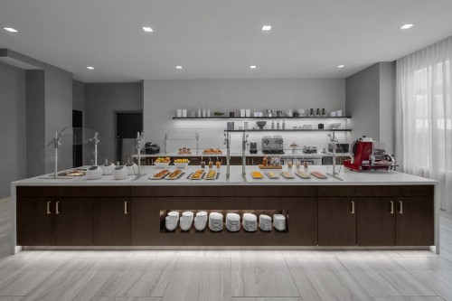 AC Hotel By Marriott Miami Dadeland - image 36