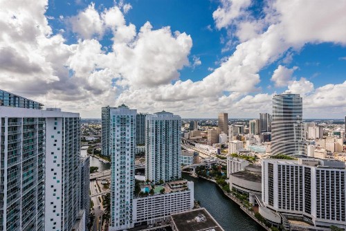 LHG ICON MIAMI Apartments - image 6