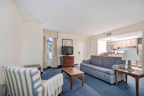 Doral Inn and Suites - image 6