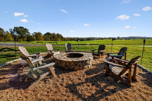 Goodstone Inn & Restaurant - image 21