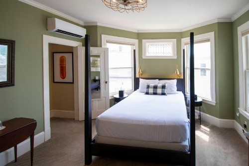 Swift House Inn - image 38