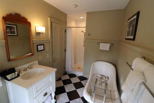 Swift House Inn - image 5