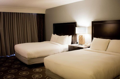 DoubleTree by Hilton Midland Plaza - image 46