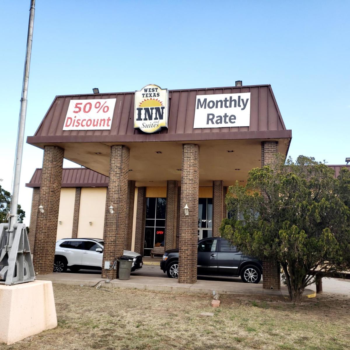 West Texas Inn & Suites Midland - image 2