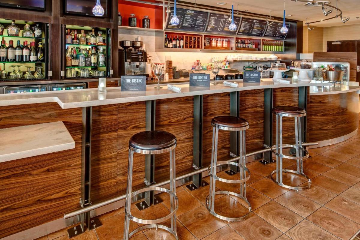 Courtyard by Marriott Midland - main image