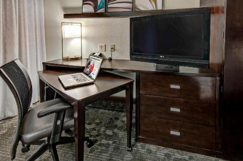 Courtyard by Marriott Midland - image 10