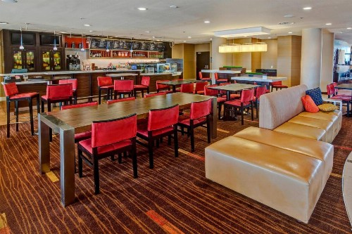 Courtyard by Marriott Midland - image 18