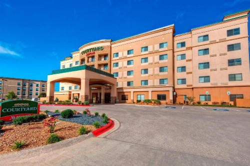 Courtyard by Marriott Midland - image 2