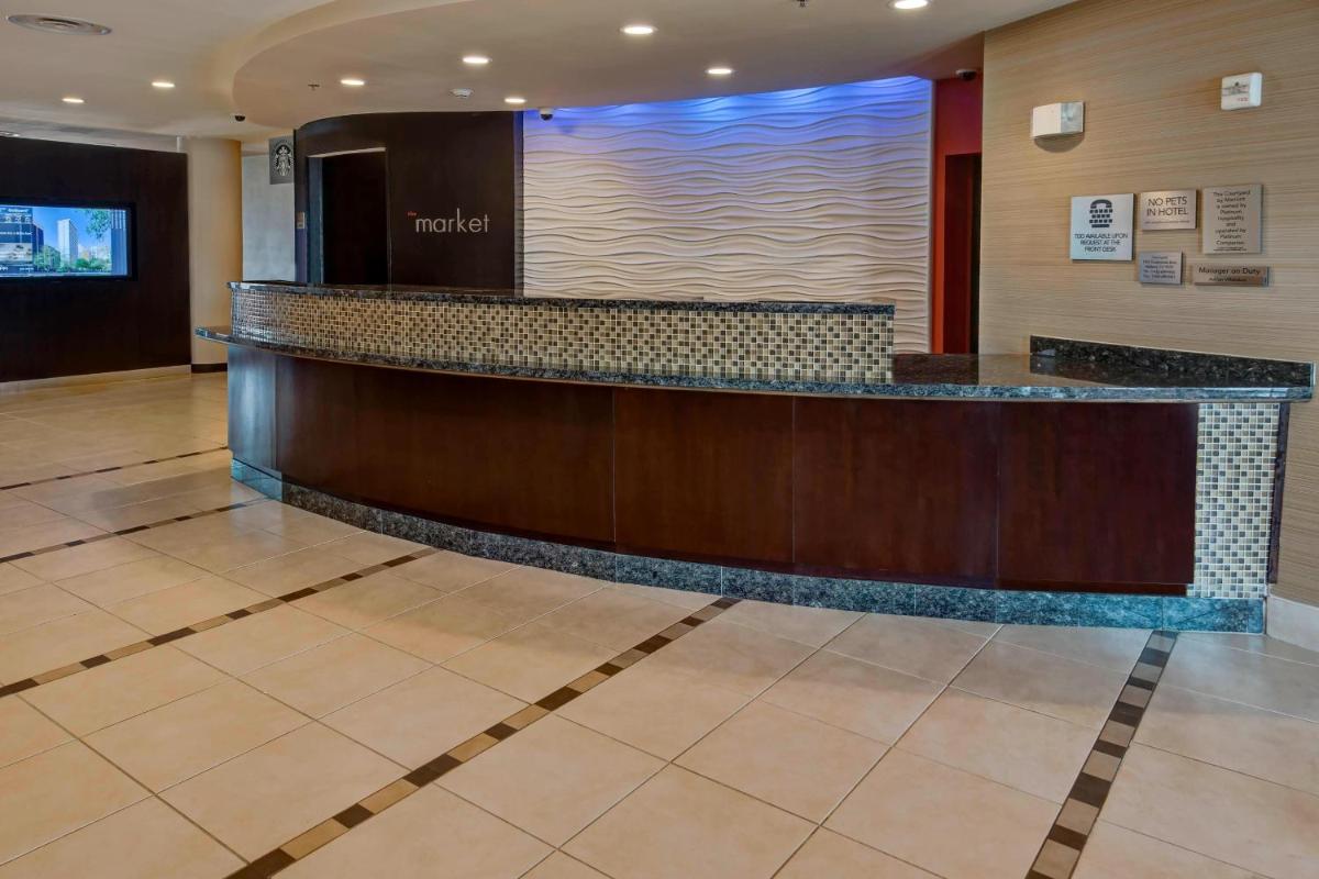 Courtyard by Marriott Midland - image 4