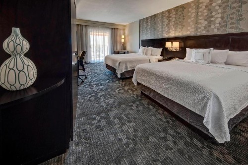 Courtyard by Marriott Midland - image 7