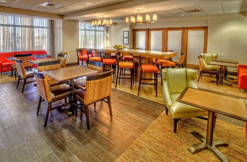 Hampton Inn Midland - image 5