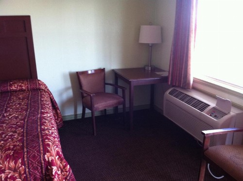 Victorian Inn Midland - image 16