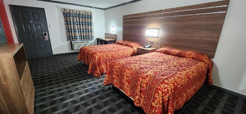 Victorian Inn Midland - image 17