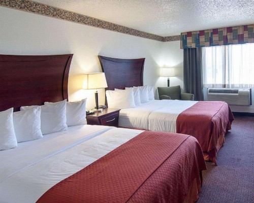 Quality Inn Midland - image 1