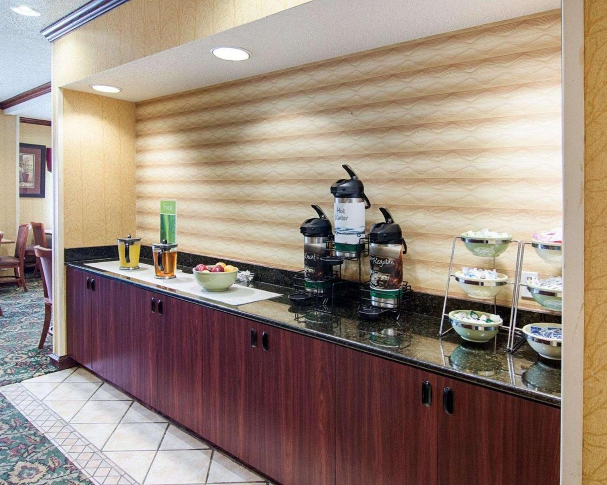 Quality Inn Midland - image 7