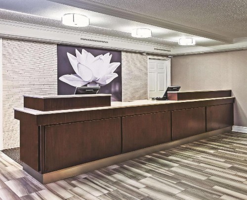 La Quinta Inn by Wyndham Midland - image 2