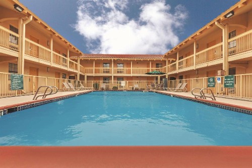 La Quinta Inn by Wyndham Midland - image 6
