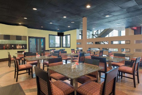 Wyndham Garden - image 4