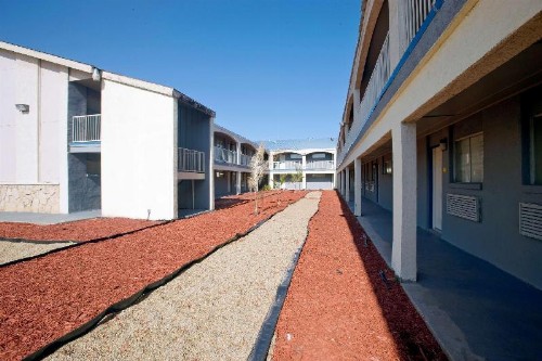 Americas Best Value Inn Midland - image 9