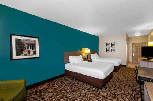 La Quinta by Wyndham Midland North - image 27