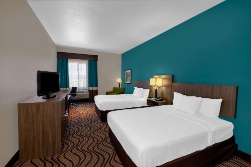 La Quinta by Wyndham Midland North - image 8