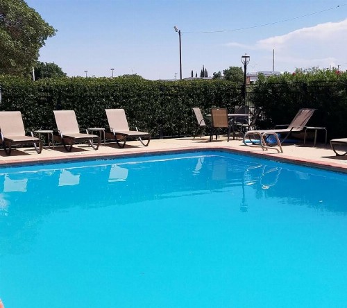Baymont by Wyndham Midland Airport - image 14