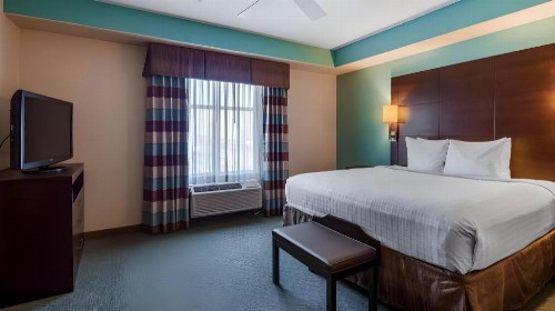 Best Western Plus Midland Suites - image 19