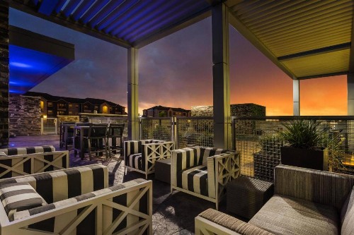 SpringHill Suites by Marriott Midland Odessa - image 17