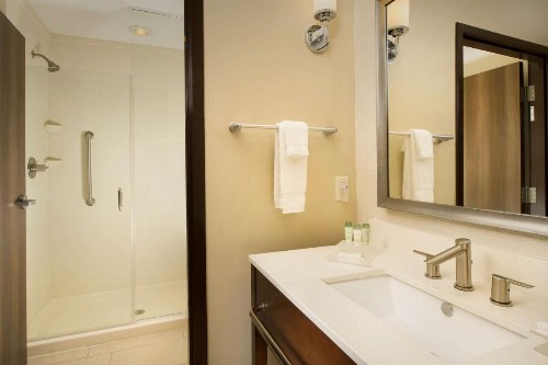 Homewood Suites by Hilton Midland - image 15
